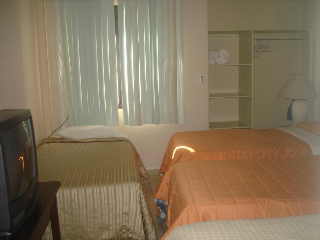 Hotel Casa De Espana La Ceiba Room photo